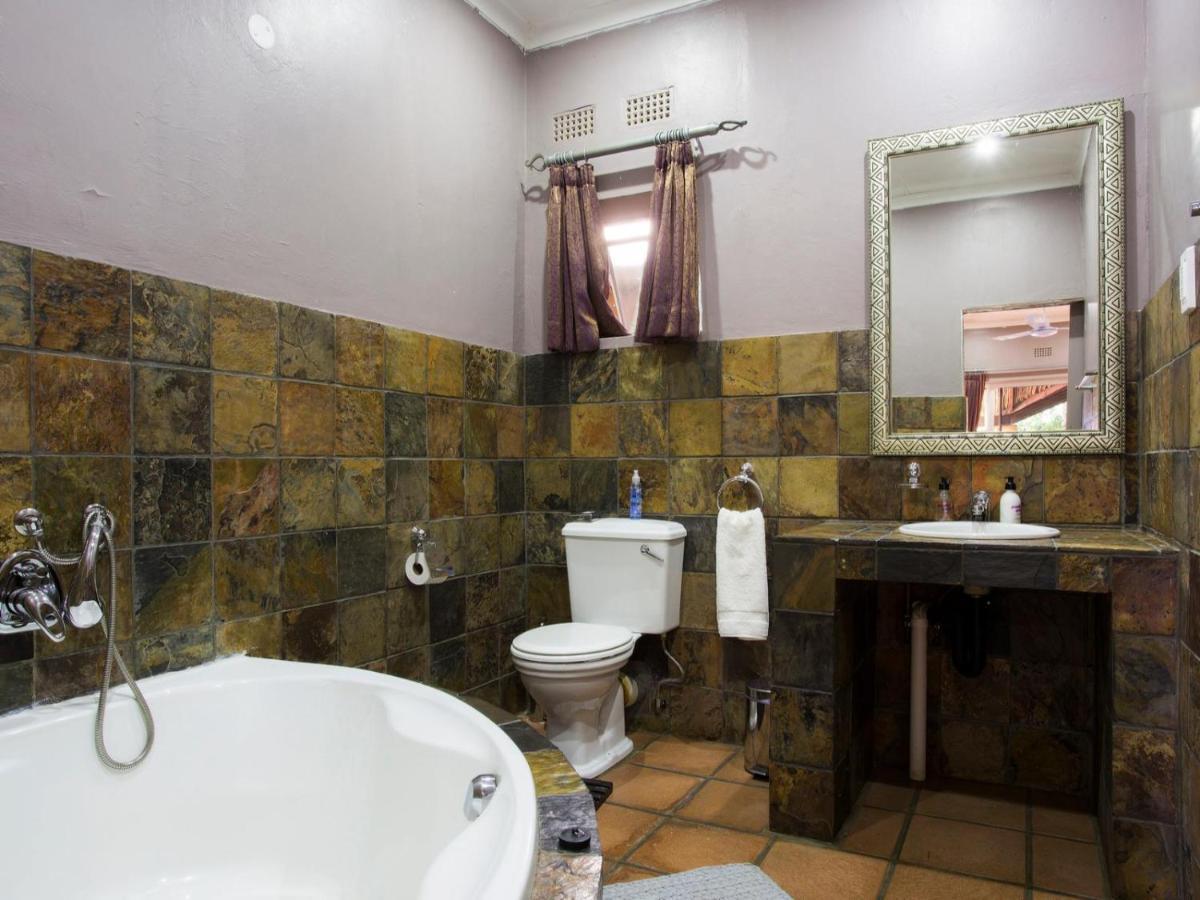 Purple Gecko Guest House Lydenburg Exterior foto
