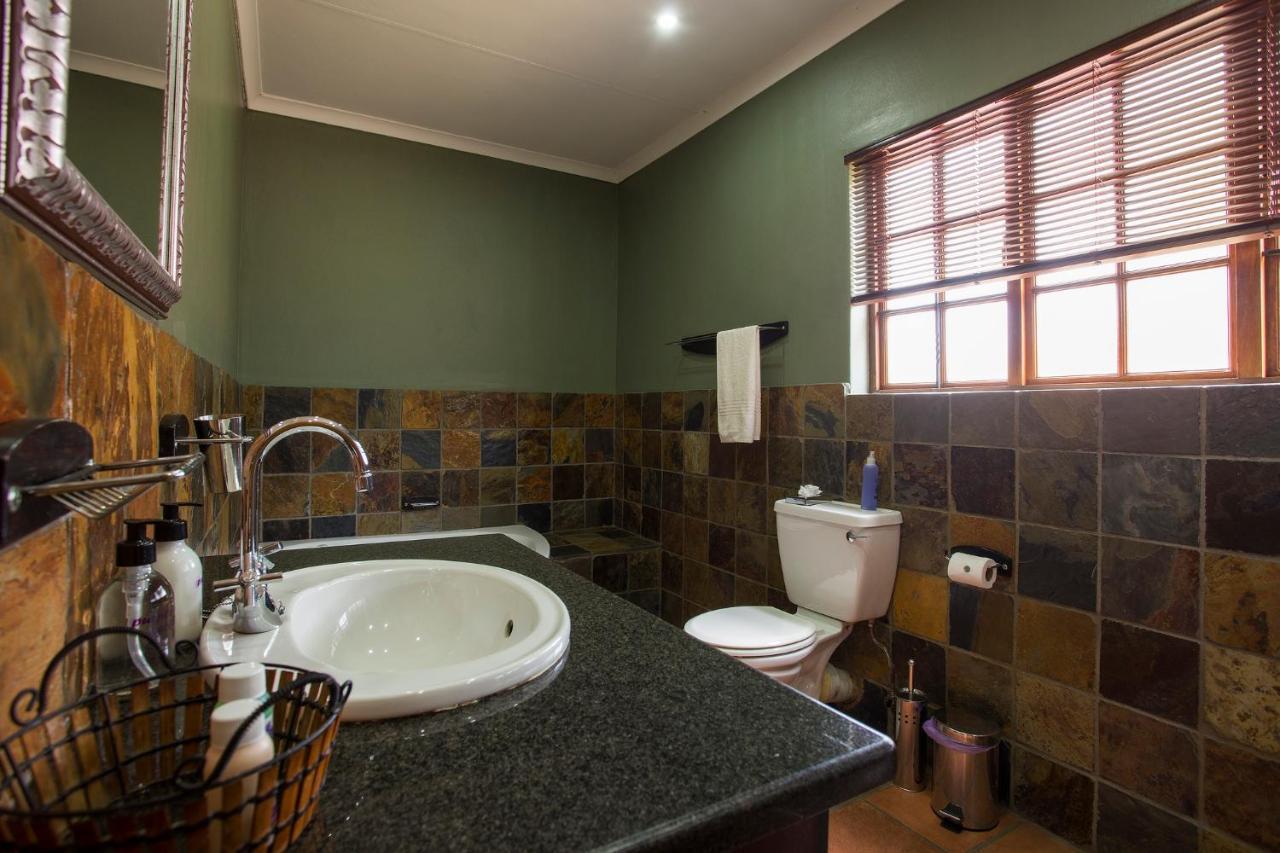 Purple Gecko Guest House Lydenburg Exterior foto